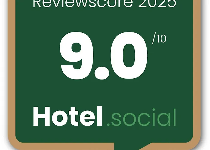 Jaukus Bustas Netoli Saulio Skulpturos *